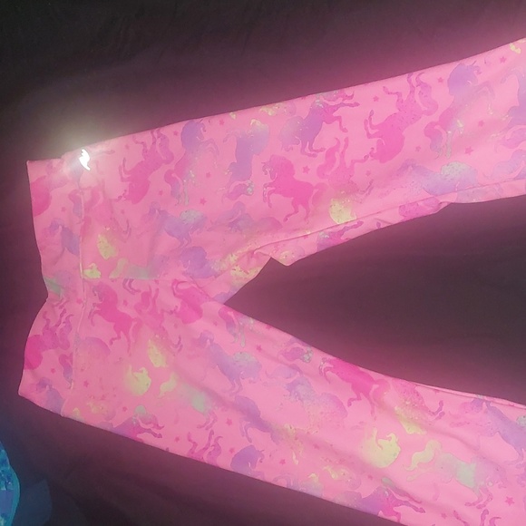 Pink unicorn 3  quarter leggings - Picture 1 of 1
